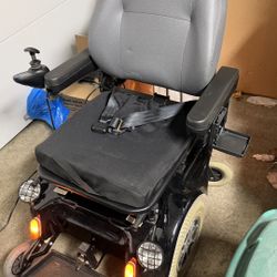 Pride Jazzy 1120 Power Wheelchair For Parts – Needs Batteries