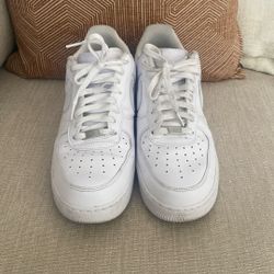 Nike Tennis Shoes Size 12