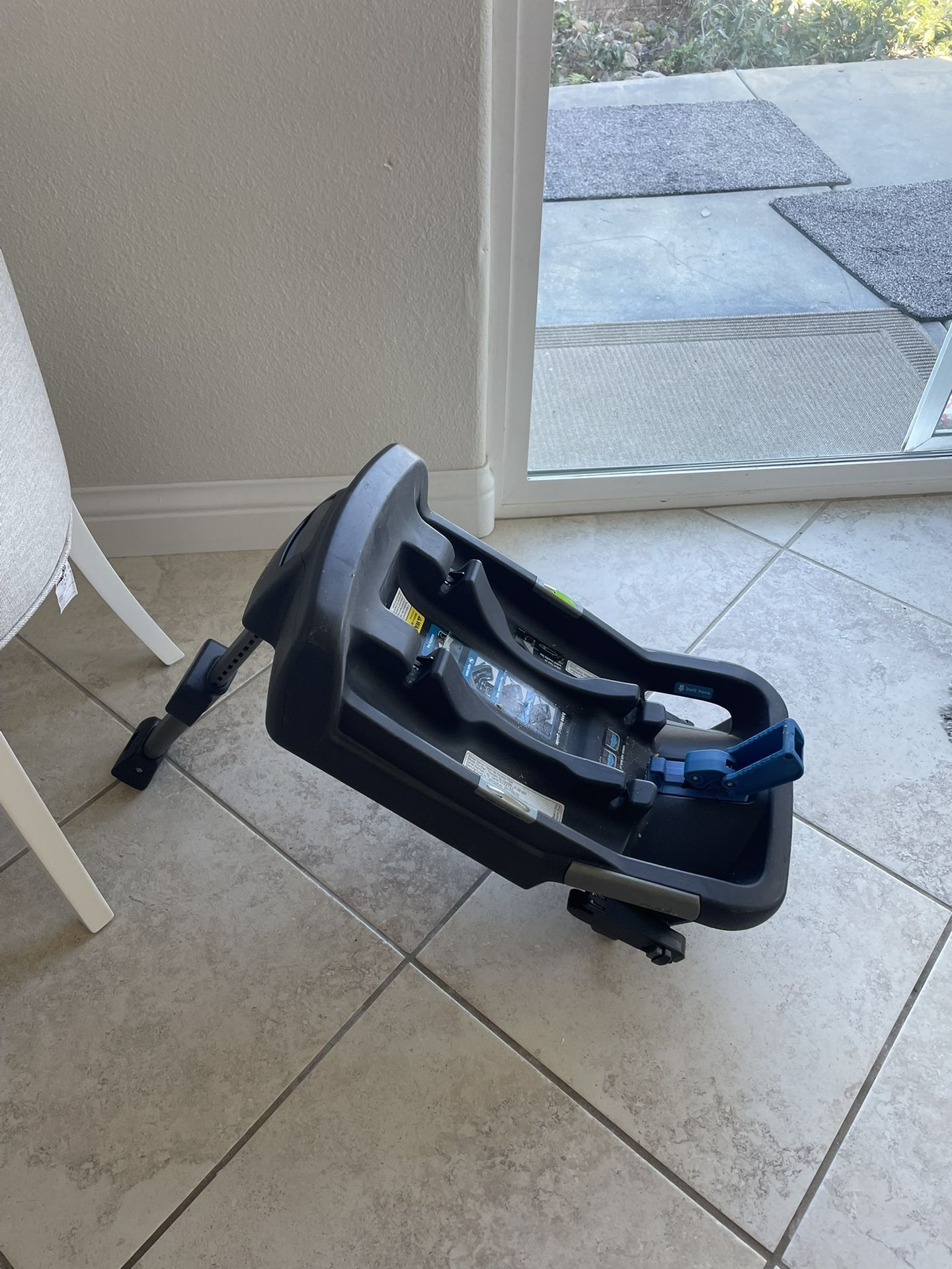 Nuna Pipa Car Seat Base