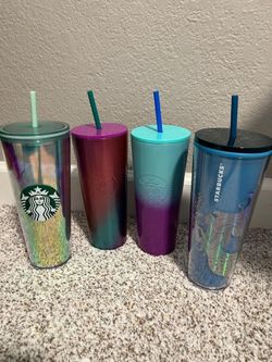 STARBUCKS TUMBLER!