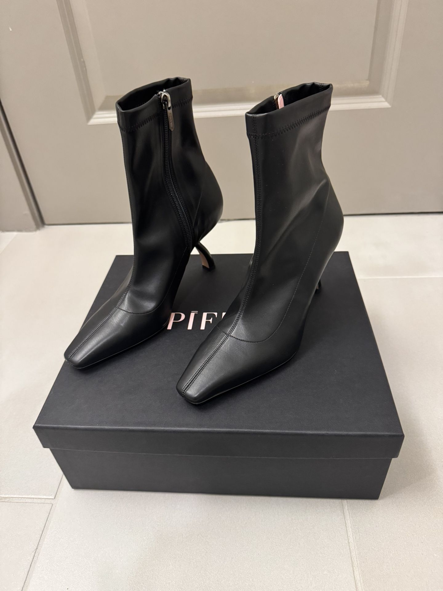 Black Ankle Boots Atlanta Pickup Today