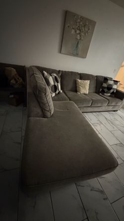 Sofa grey $350
