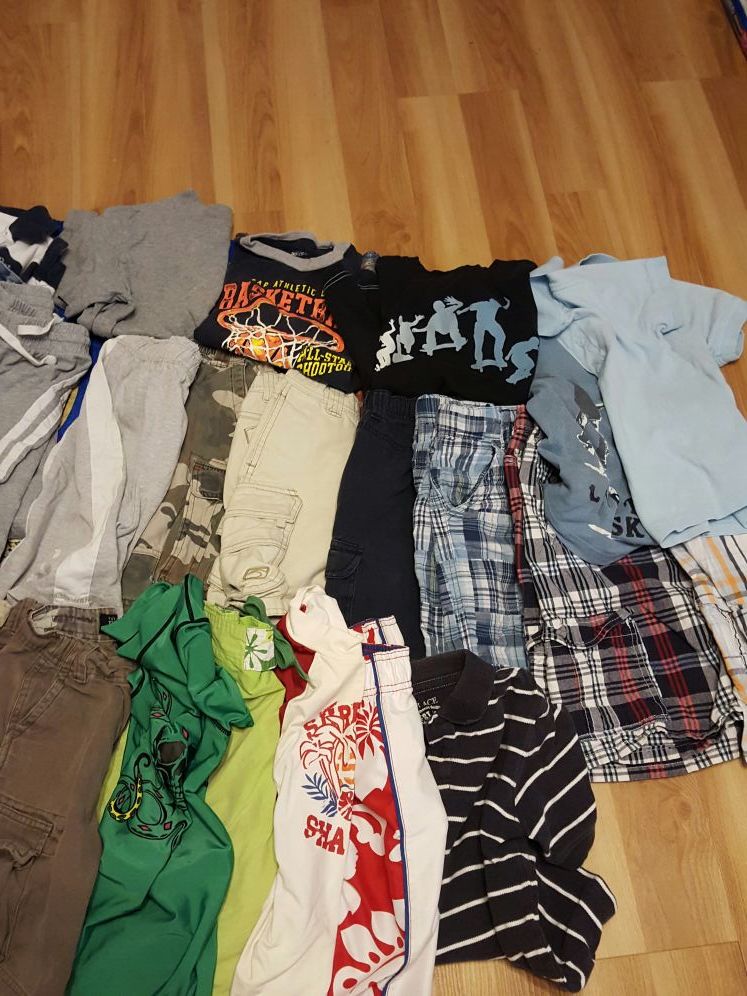 summer clothes size 6 ,7 boys.