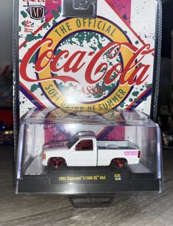 M2 Machines 1992 Chevrolet C1500 SS 454 A39 Coca Cola Chase