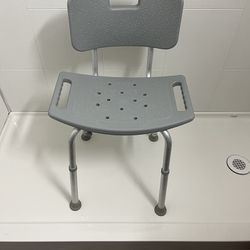 Gray Bathtub Chair