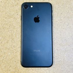 Apple iPhone 7 32GB Unlocked With 3 Months Warranty 