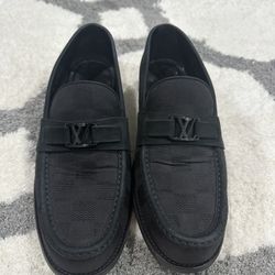 Louis Vuitton Loafer 
