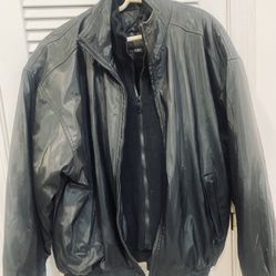 Men's Black St.  Heliers Bomber Jacket - Excellent Condition!