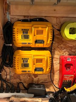 Dewalt Fast Charger