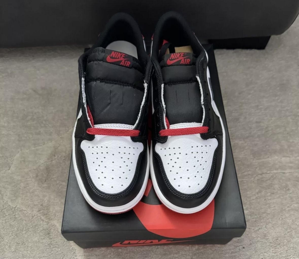 Jordan 1 Low Black Toe OG