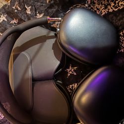 AirPod Max “Midnight Blue”