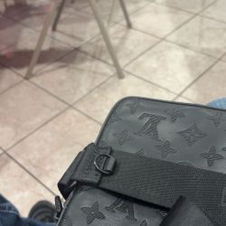 Louis Vuitton Men’s Bag 
