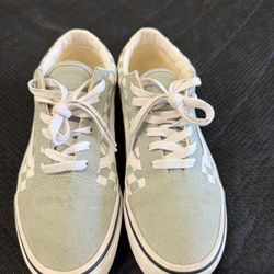 VANS Big Kids Old Skool Checkerboard Shoe 7 size