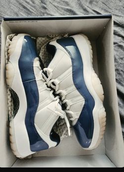 JORDAN 11 DIFFUSED BLUES