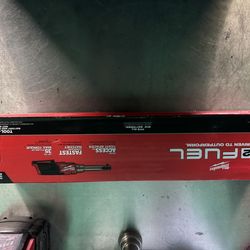 Milwaukee M12 1/4 Drive Impact Ratchet