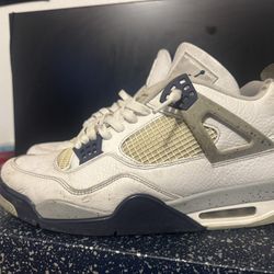 Midnight Navy Jordan 4