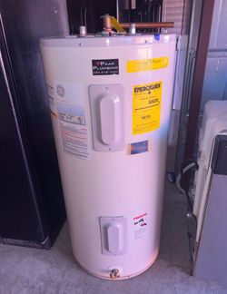 GE 50 Gallon Electric Water Heater Boiler