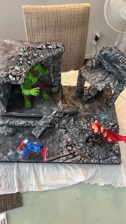 1/12 scale destroyed city display diorama