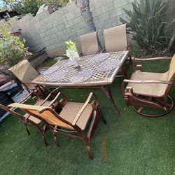Patio  Outdoor Dining Set Brand New 