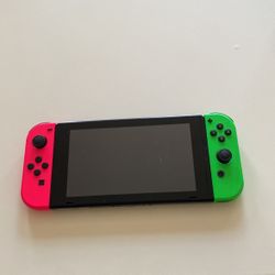 Nintendo Switch 