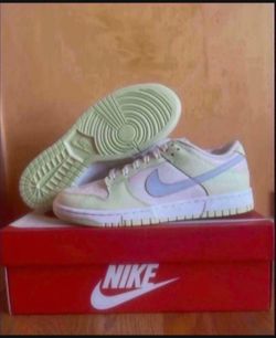 Dunk Low Retro "Lime Ice" Soft Pink Womens Size 9 Womens/ 7.5 Mens Brand New