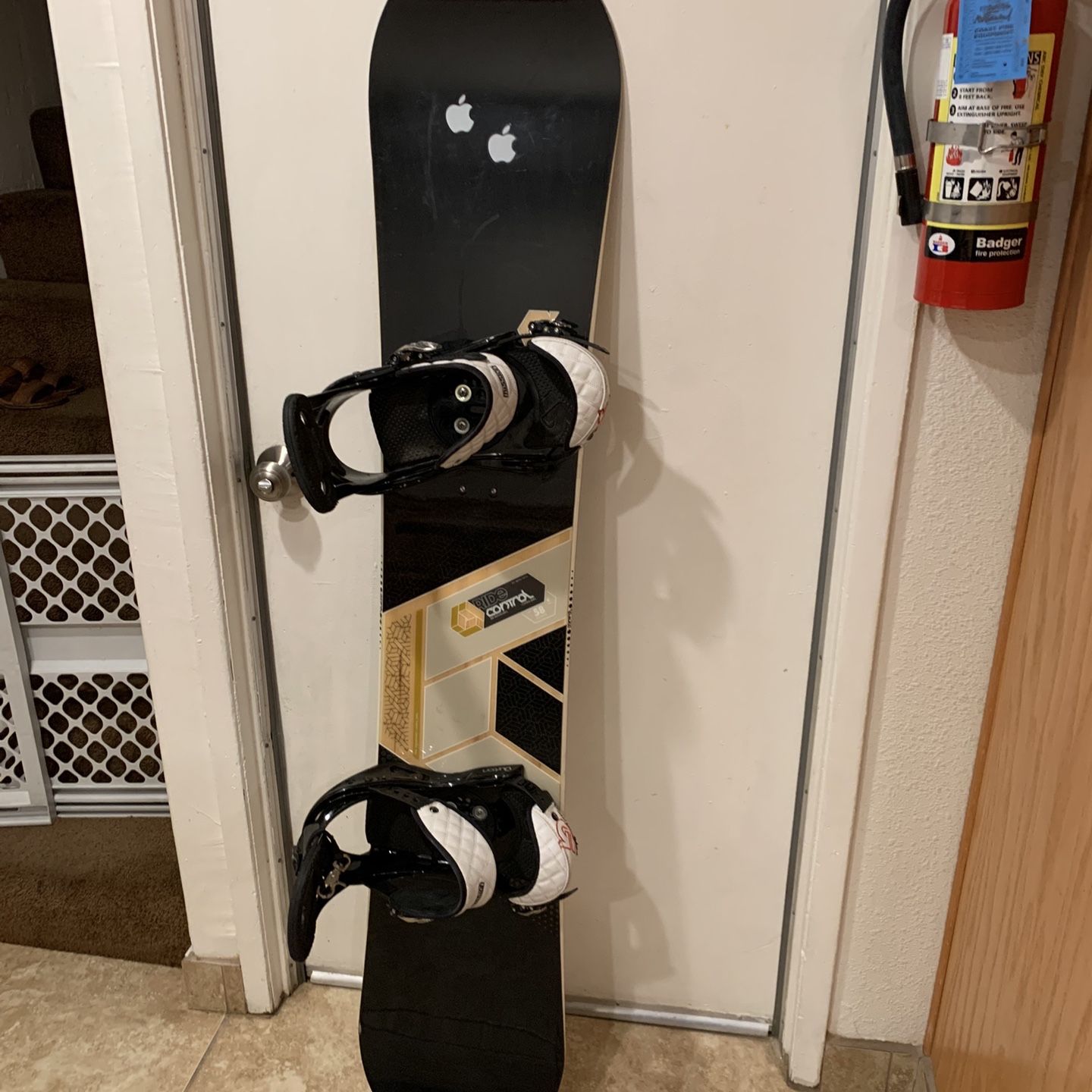 通販 公式サイト - 驚きの激安価格 Ride Control Series 158 cm Snowboard with Burton Freestyle スノーボード