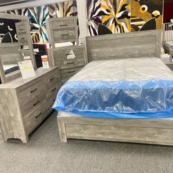4pc Quee Size Bedframe Set $499