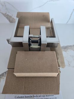 Privacy door handle