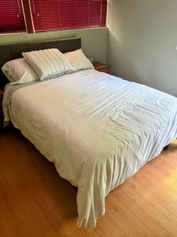 Full Size Bed, Mattress and Bed Frame With Headboard