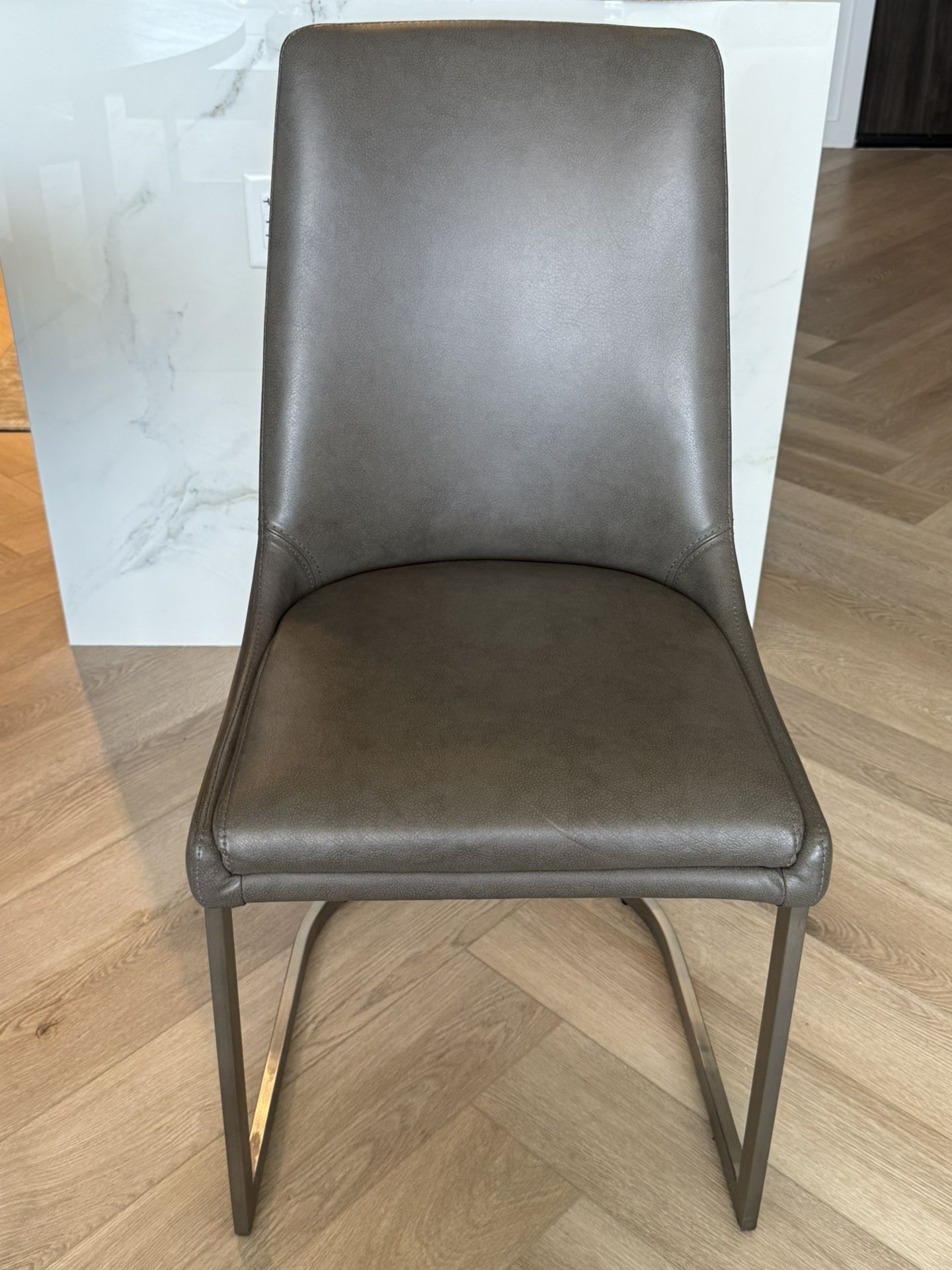 Highly Rated Dining Chairs For Sale!