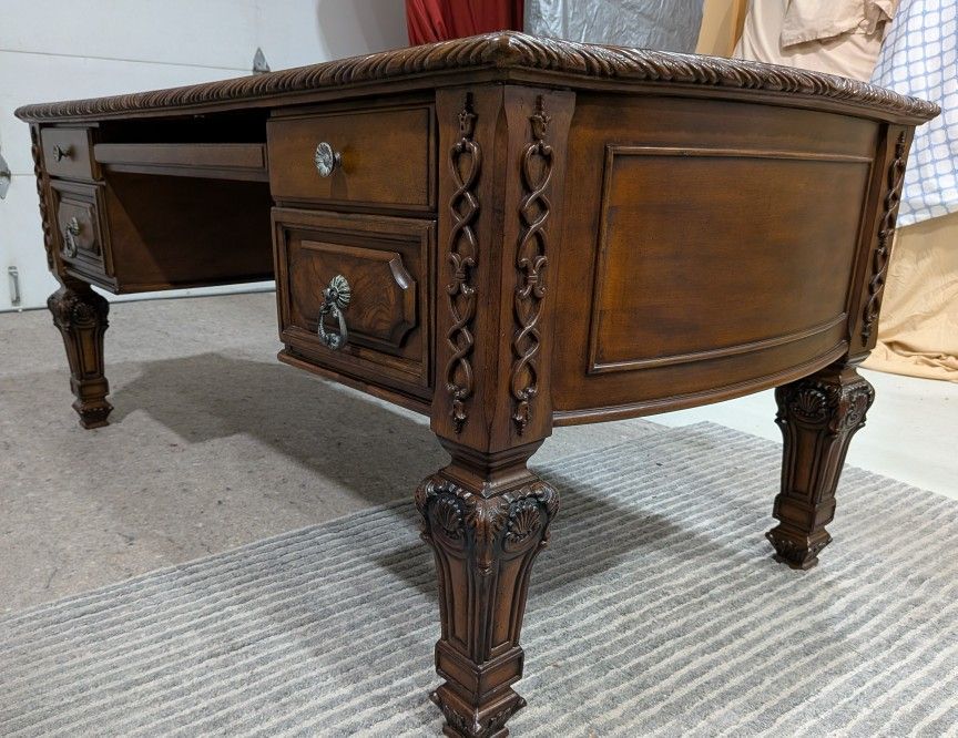 Stunning Casa Molino Collection Executive Desk.