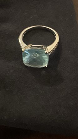 14 karat gold ring size 7