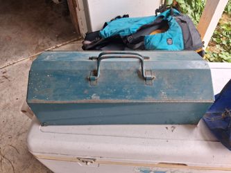 Tool box with random tools