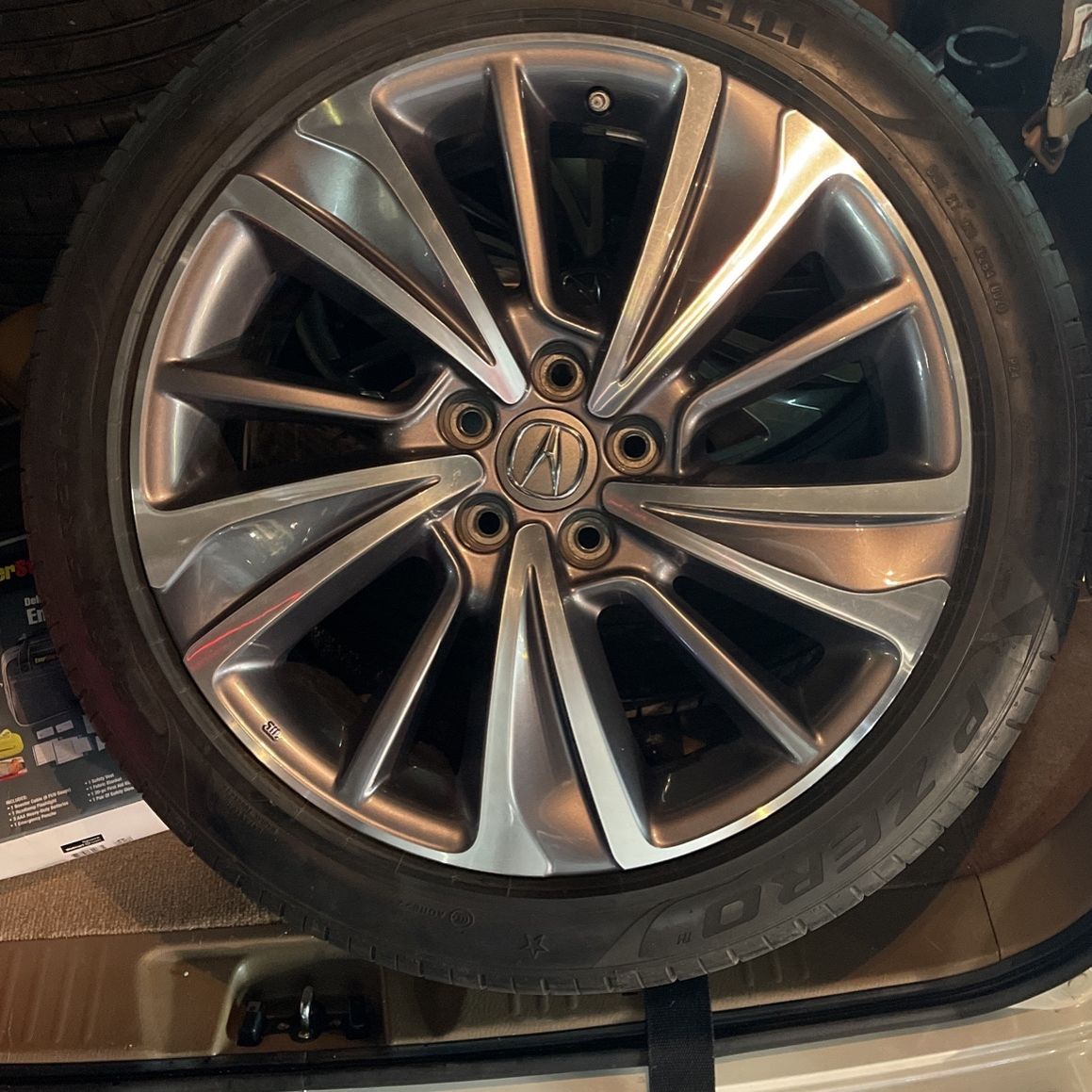2018 MDX Rims Orginal rims 245/45/20 Tires On Them