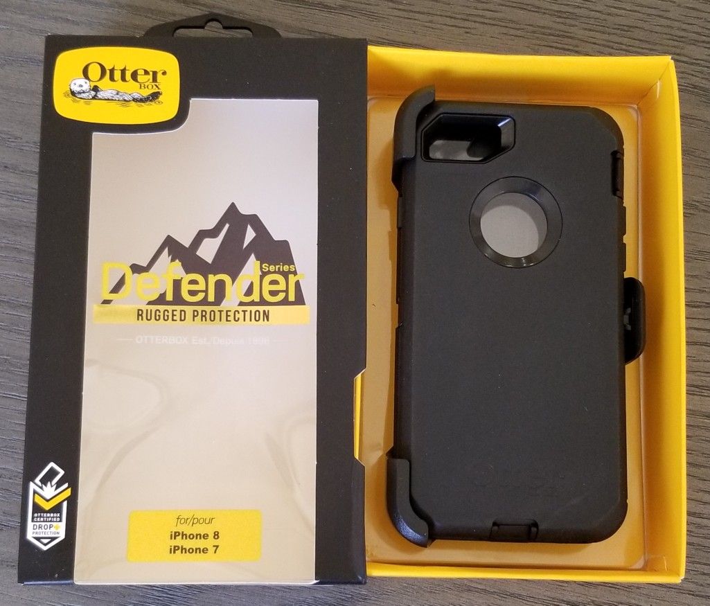 iPhone 8 iPhone 7 Otterbox Defender Series Case with belt clip holster