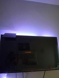 55 " Onn Smart TV- Excellent Condition