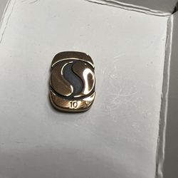 Safeway 10 Years Award Achievement Pin Gold Color w/ Box