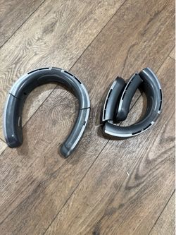 2 Neck fans