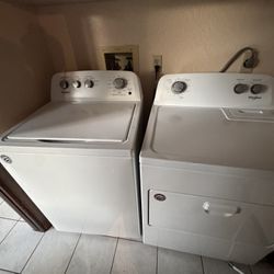 Whirlpool Washer & Dryer Set 