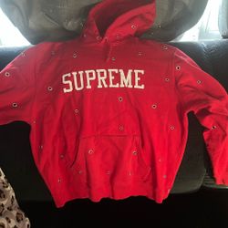 Supreme Sweater