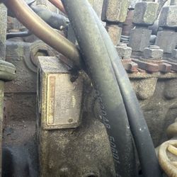 Mercedes-Benz 300SD W126 3.0L Straight 5 Cyl Turbo Diesel Complete Engine