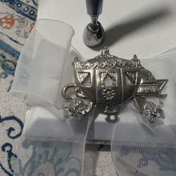 Cinderella Stand And Pen