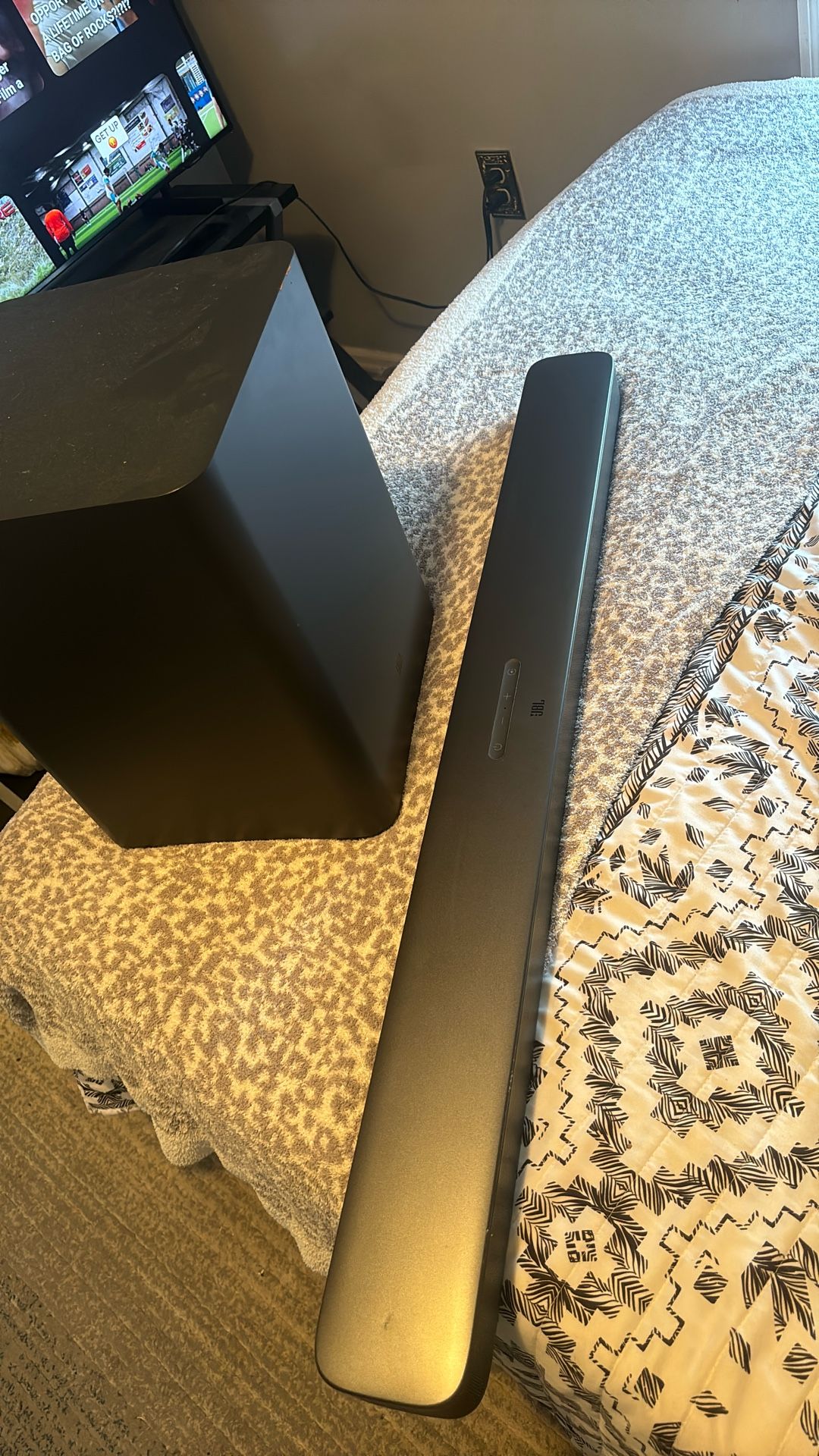 JBL Soundbar With Wireless Subwoofer/ 5.1