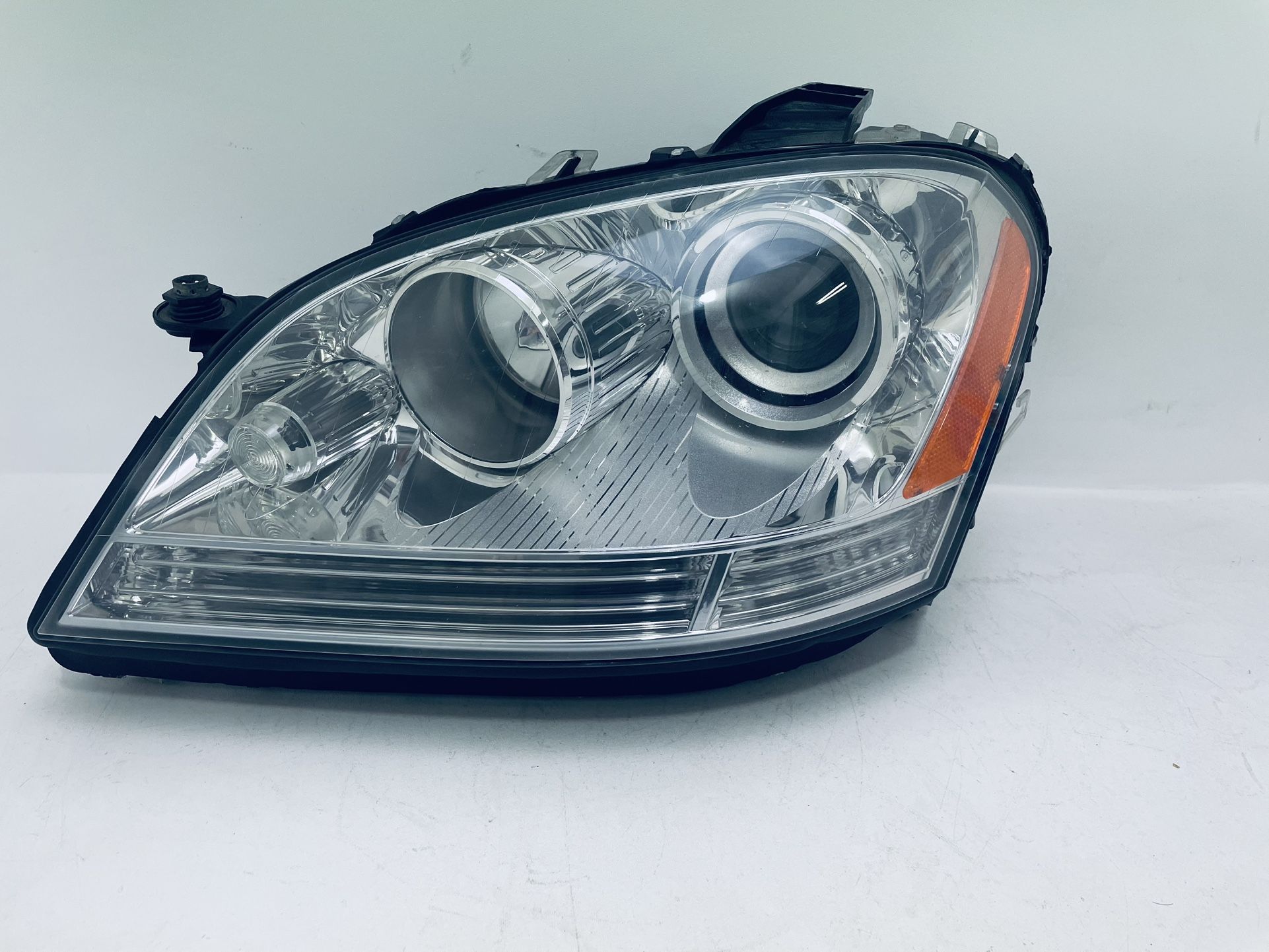 2006-2008 MERCEDES ML350 ML-CLASS LH DRIVER SIDE HALOGEN HEADLIGHT OEM