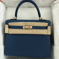 Kelly 25 Togo Blue Tie