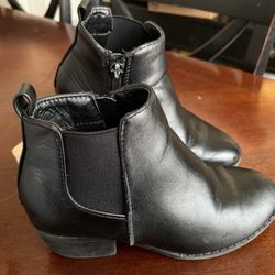 Girl’s Ankle Boots Size 12