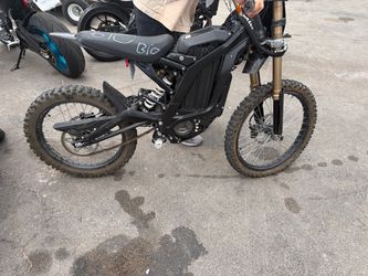 Crashed surron lbx 2025 READ DESC