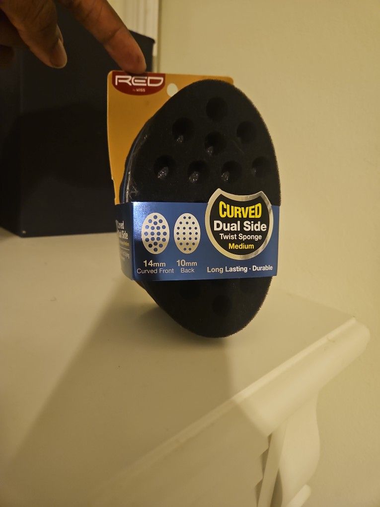 RED by Kiss Twist Sponge