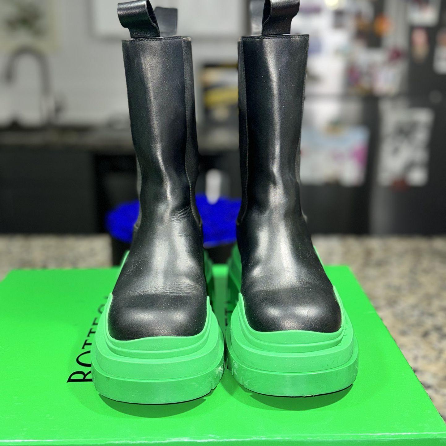 Bottega Veneta Tire Chelsea Boots