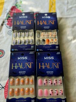 GLUE ON NAILS SHORT Kiss Haunt